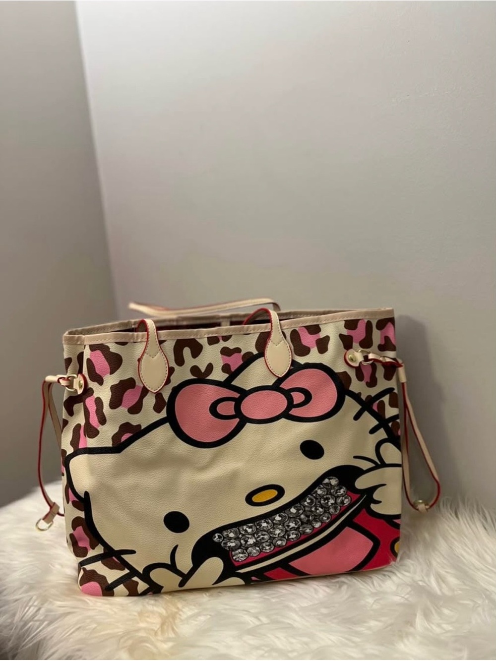 Hello kitty tote